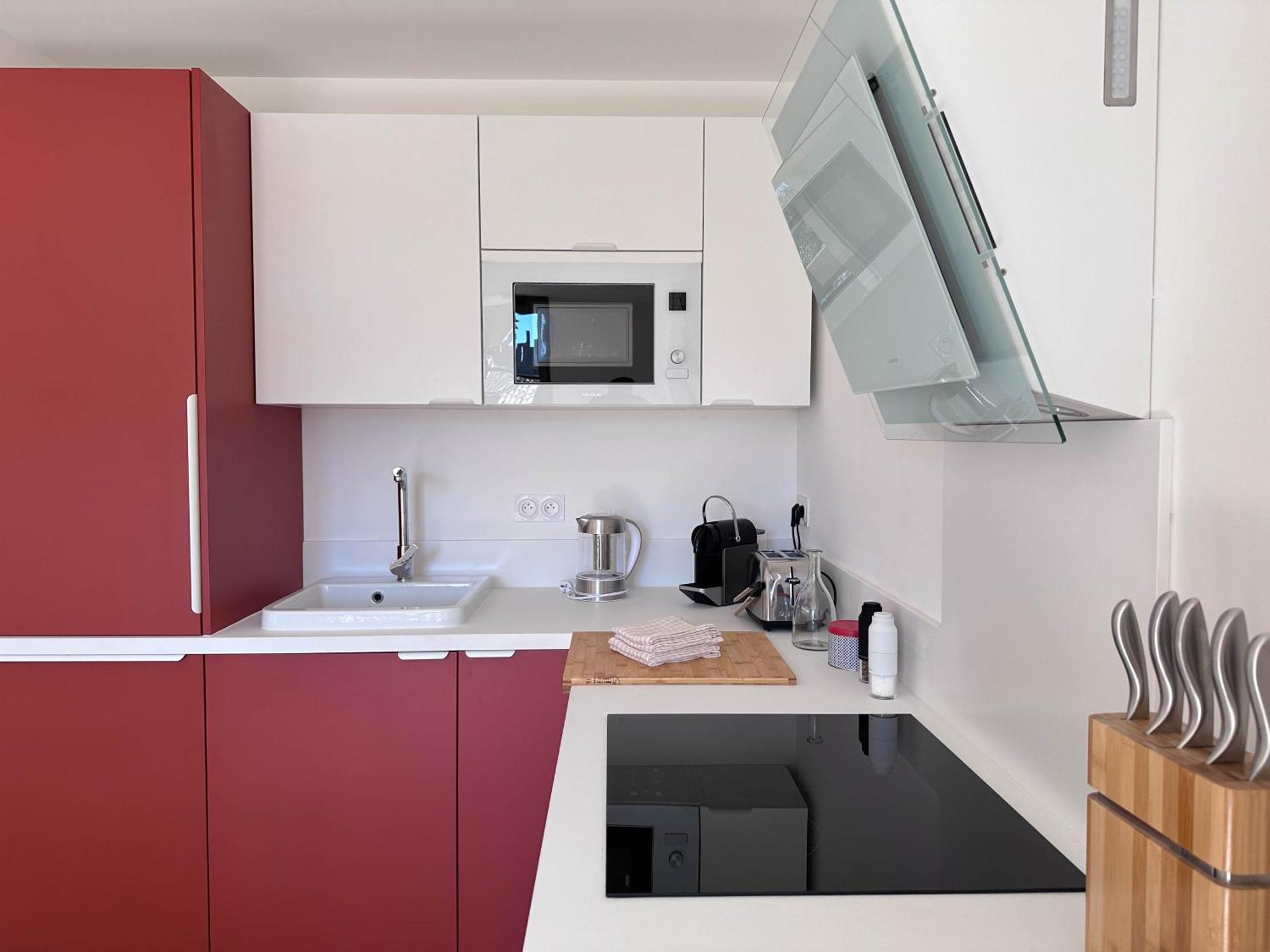 Les Suites Du 13 Aigues-Mortes Exterior photo